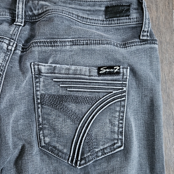 SEVEN 7 Jeans Womens Size 10 Straight Leg Pants Distressed Black Denim Seven7 - Picture 3 of 12